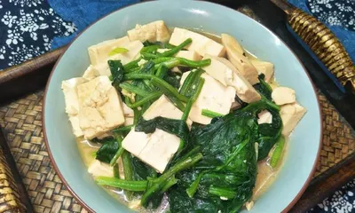 菠菜喜欢阳光,你知道吗?(揭秘菠菜的生长习性及养护技巧)2